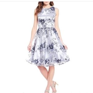 NWT TAHARI ASL Metallic Floral Embroidered…